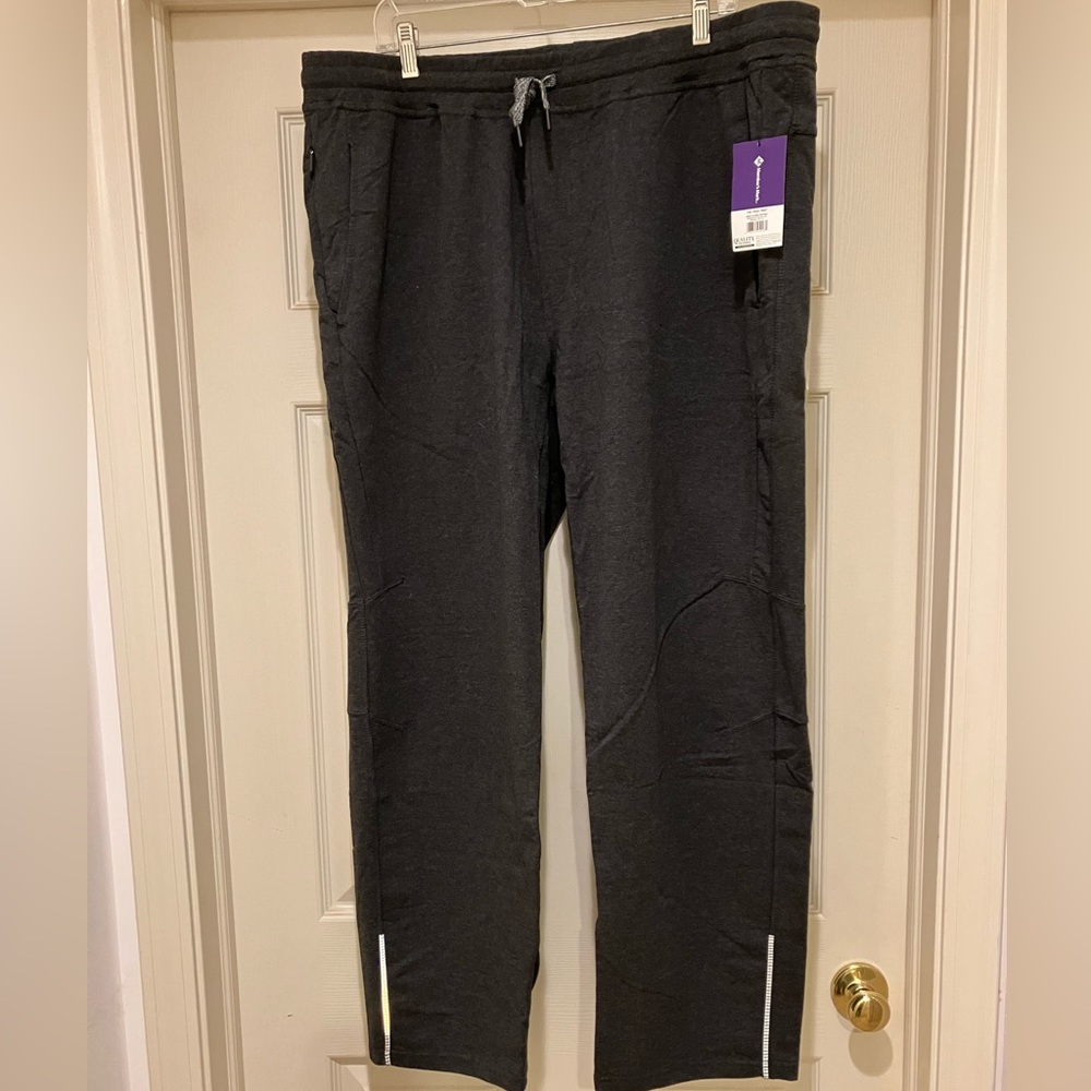 BNWT - “The Trail Pant” by Member’s Mark - Men’s XXL - Charcoal